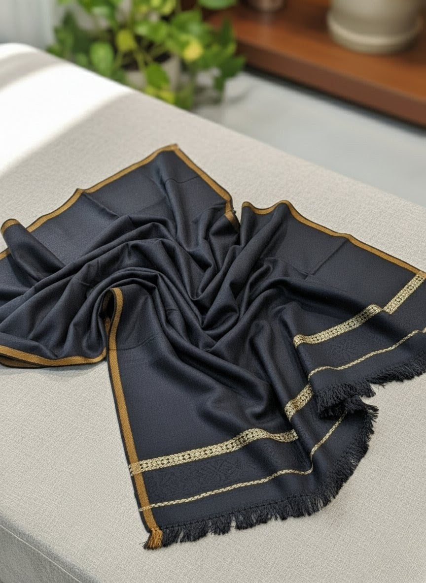 Premium Wool Shawl – Black